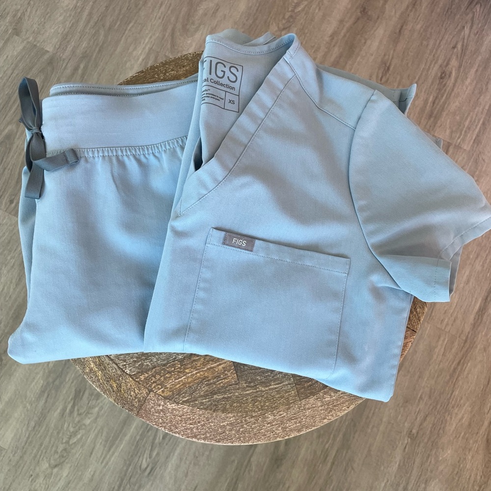 Dusty Blue Figs Scrub Top & Bottom